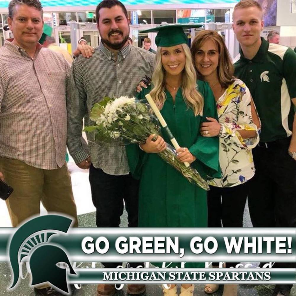 Meet your Posher, Sandy